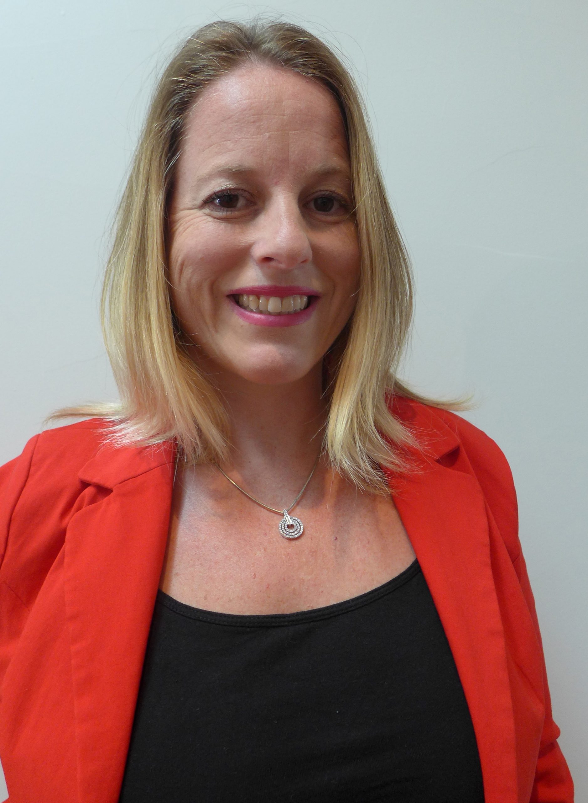 karen jakab 8